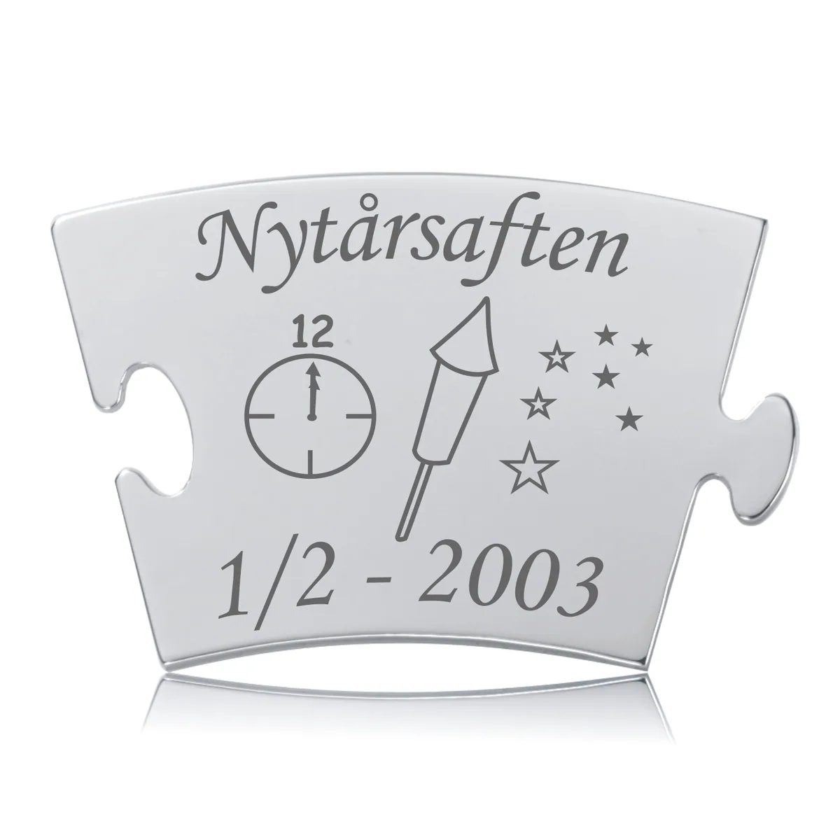 Memozz Classic brik med gravering af Nytårsaften, ur der slår tolv, raket og stjerner