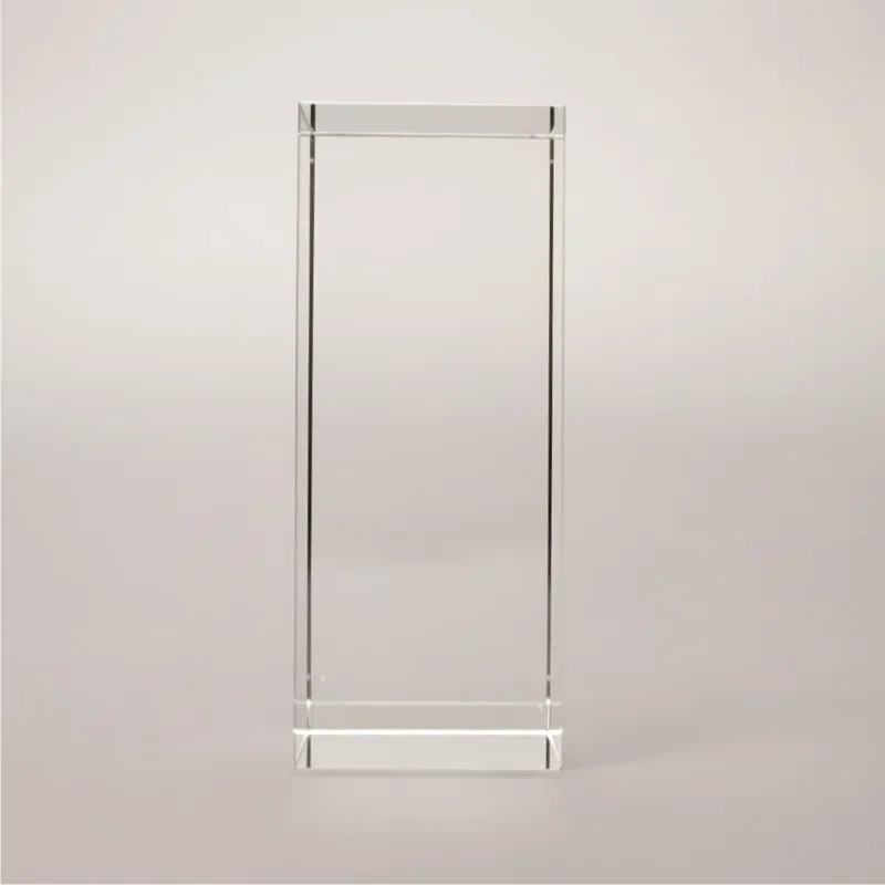 Høj, klar firkantet glasblok i krystalglas, 6x6x15 cm, klar til 3D-lasergravering af foto og tekst