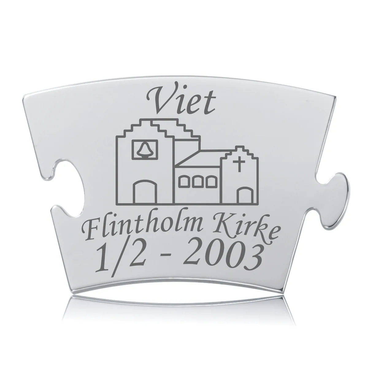 Memozz Classic brik "Viet - Model Kirke" i graveret rustfrit stål til bryllup
