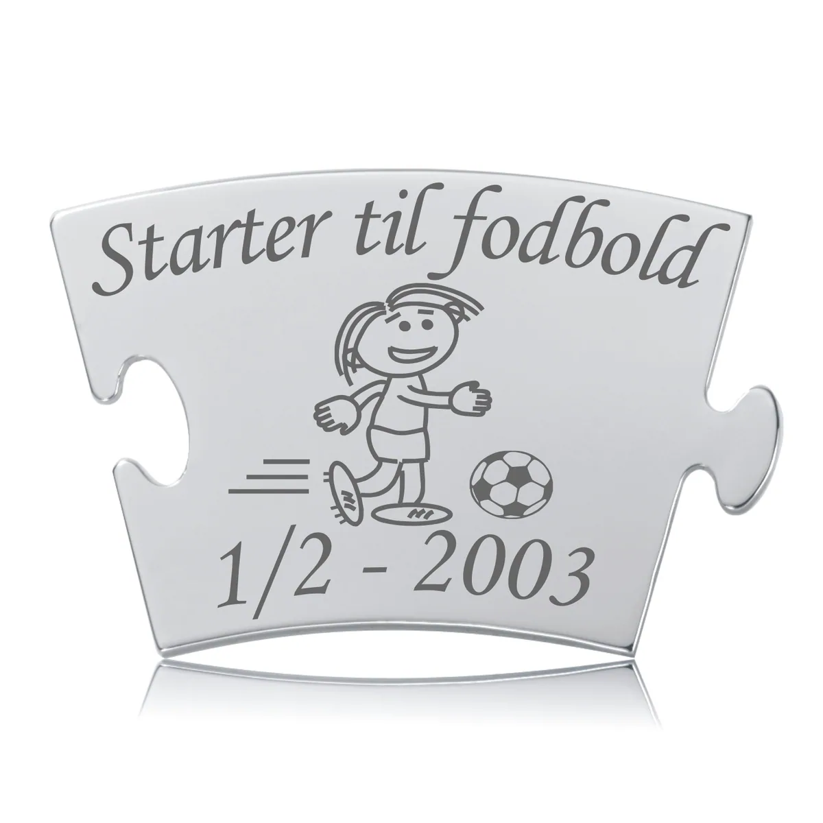 Memozz Classic brik "Starter til fodbold - Pige" i poleret rustfrit stål med graveret pige og fodbold